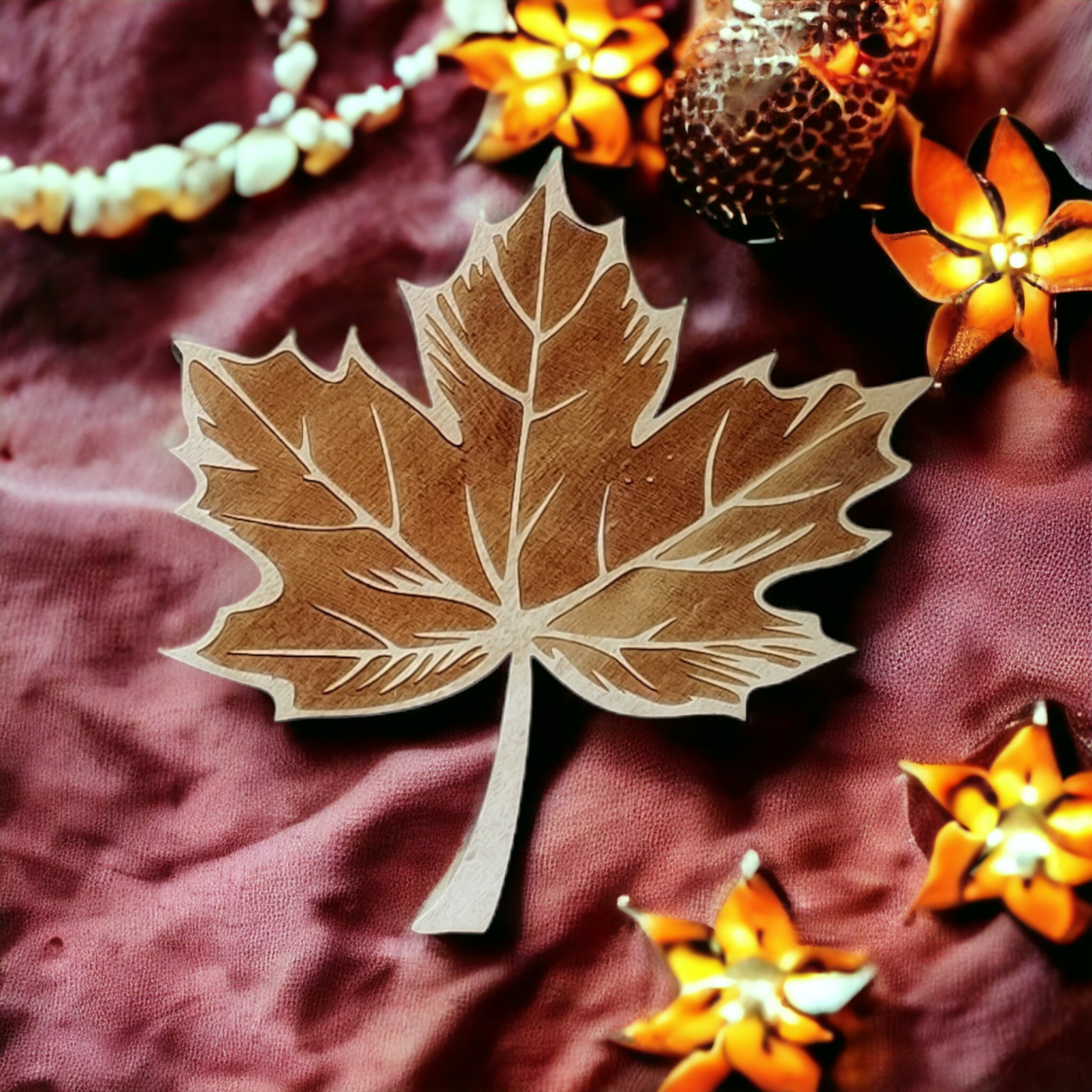 Pot Holder Maple Leaf - Nature - Wood - Handmade Gift - Housewarming - Wood Kitchenware-1