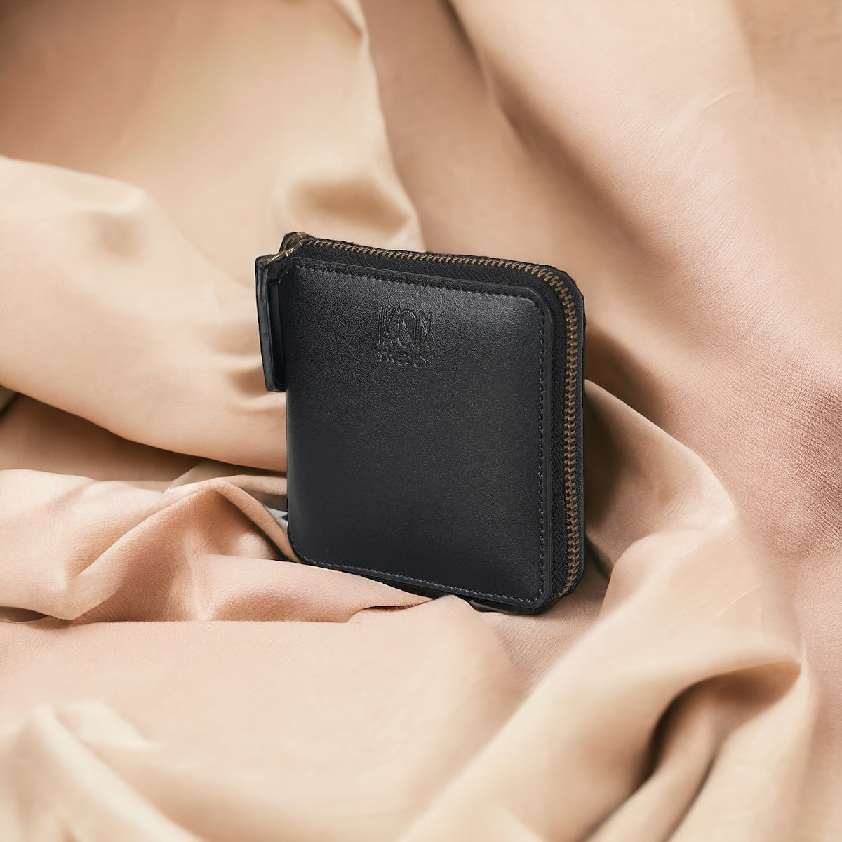 Kivik | Apple Leather Small Zip Wallet-1