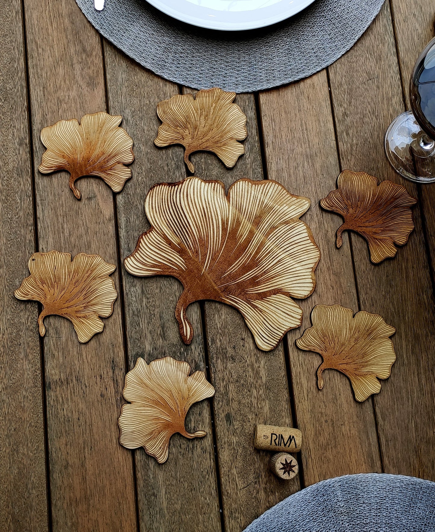 Pot Holder Ginkgo Leaf - Nature - Wood - Handmade Gift - Housewarming - Wood Kitchenware-3