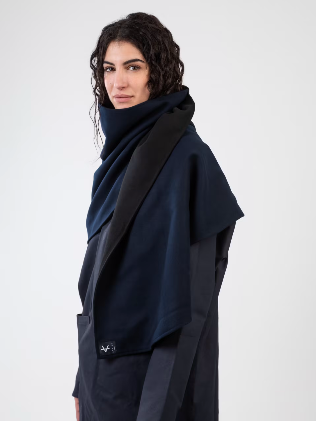 Fudo Two Tones Unisex Scarf - Black & Navy