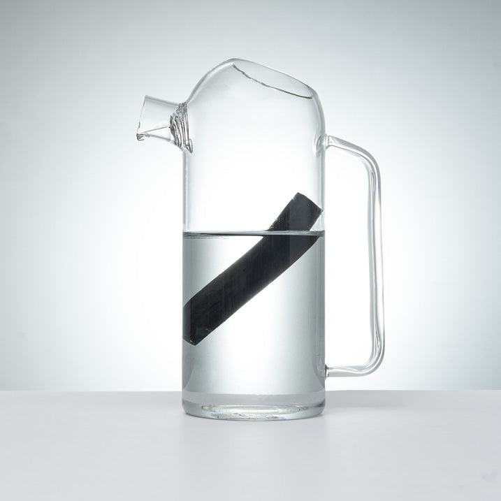 Carafe filtrante : carafe design en verre  + 1 charbon végétal BIO-0