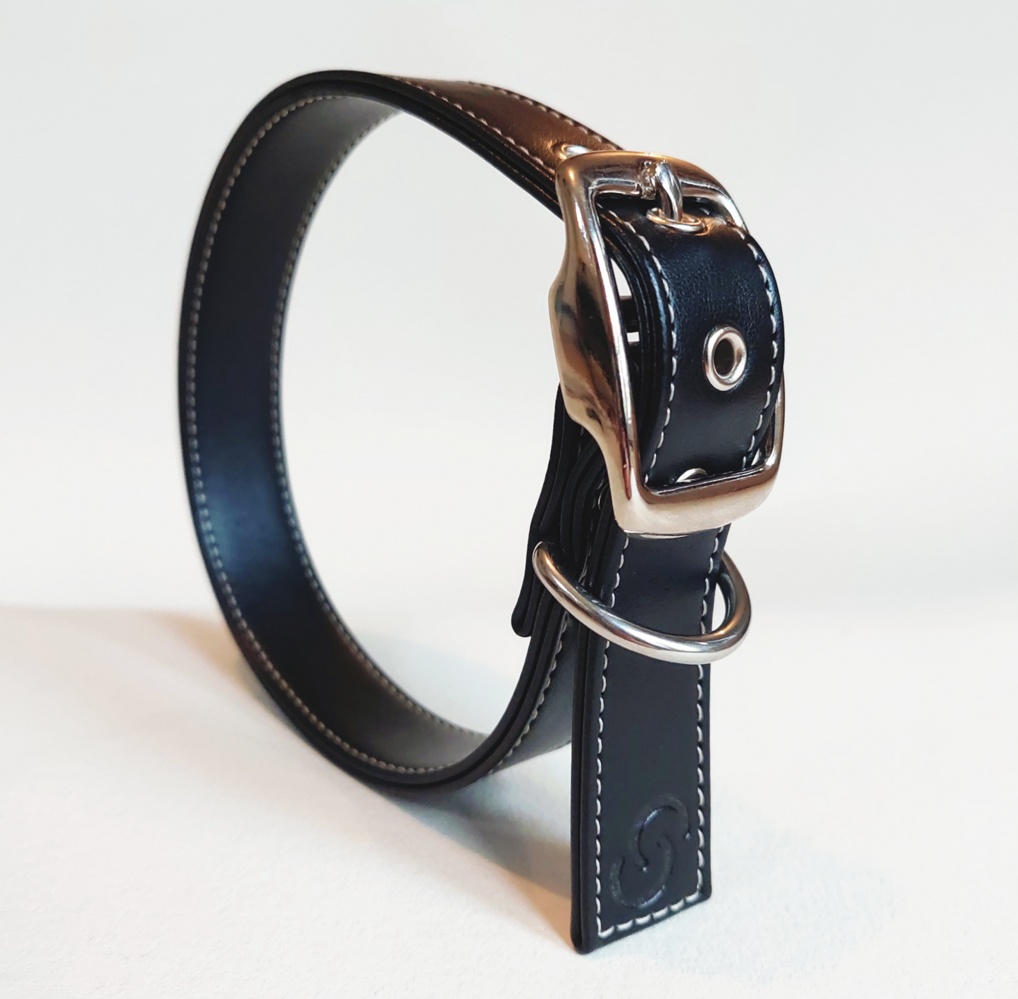 Classic black vegan apple leather dog collar-0