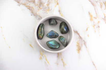 Pierre roulée en Labradorite-2